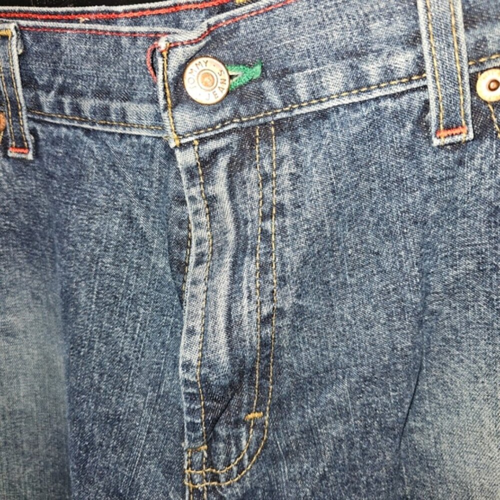 Tommy Hilfiger Jeans - Picture 2 of 5